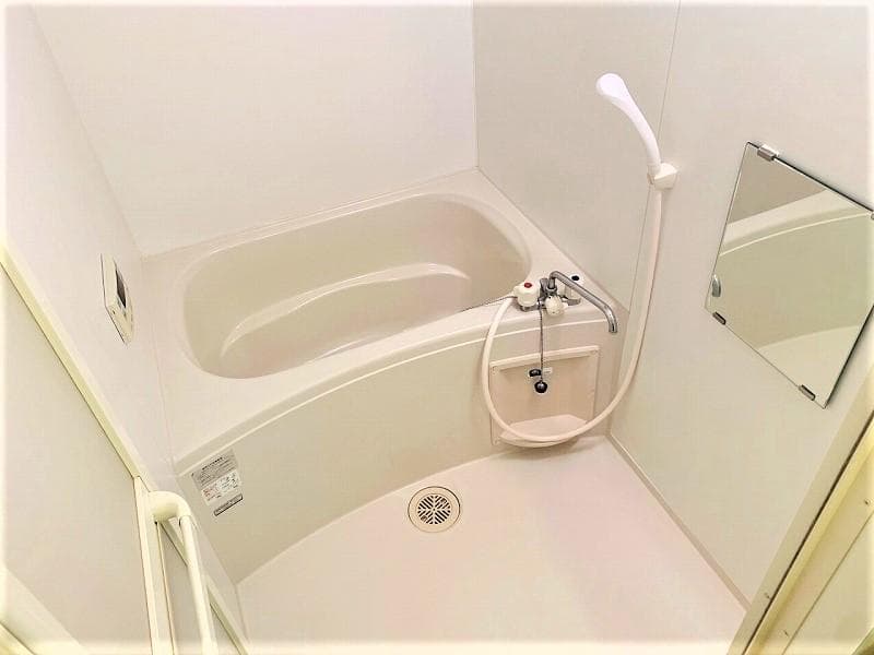 Room image 11