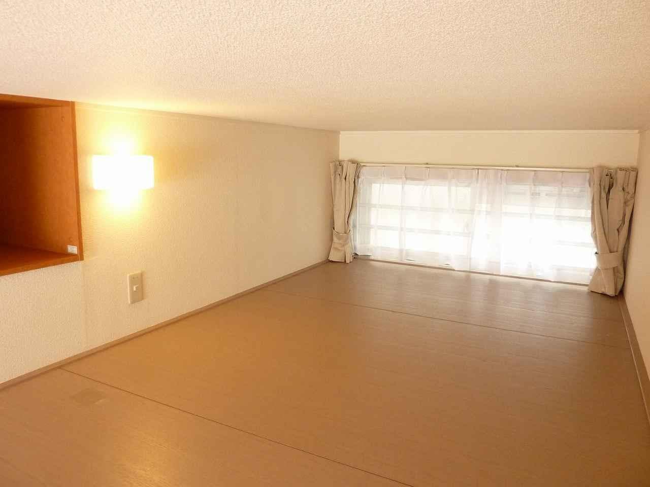 Room image 13