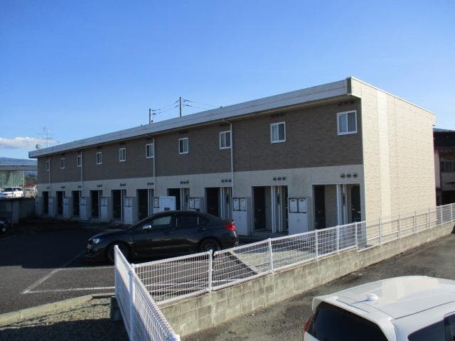 Main exterior of leopalace DAN