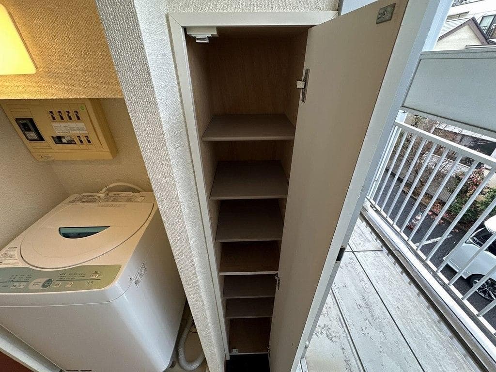 Room image 13