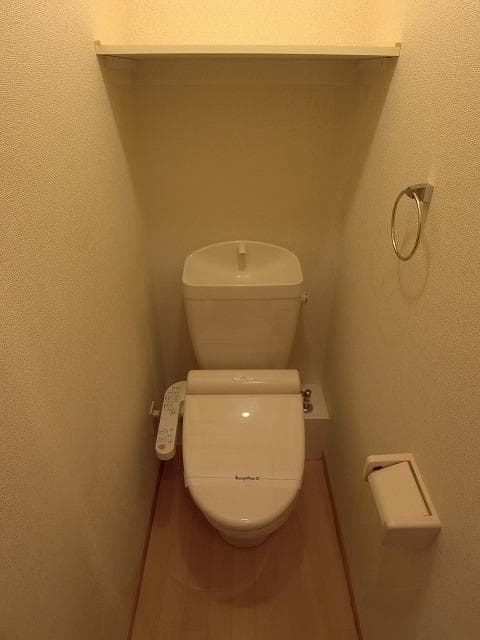 Room image 9