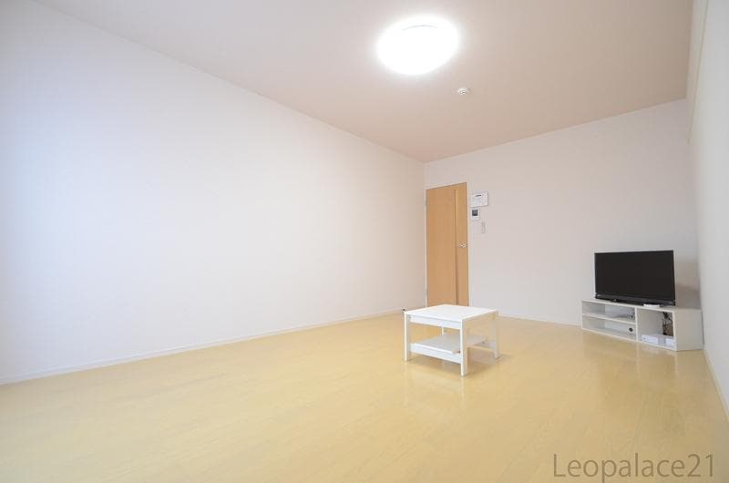 Room image 14