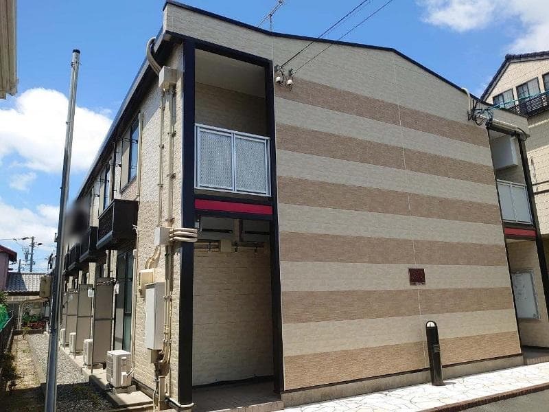 Main exterior of leopalace Tsuki no Usagi