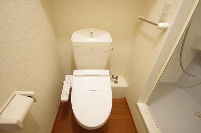 Room image 9
