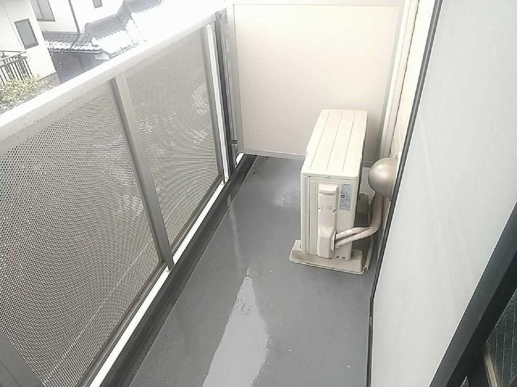 Room image 11
