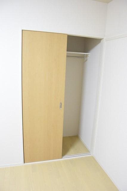 Room image 14