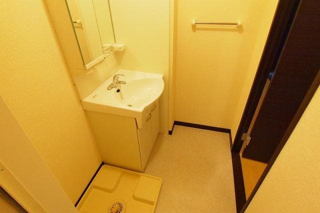 Room image 14