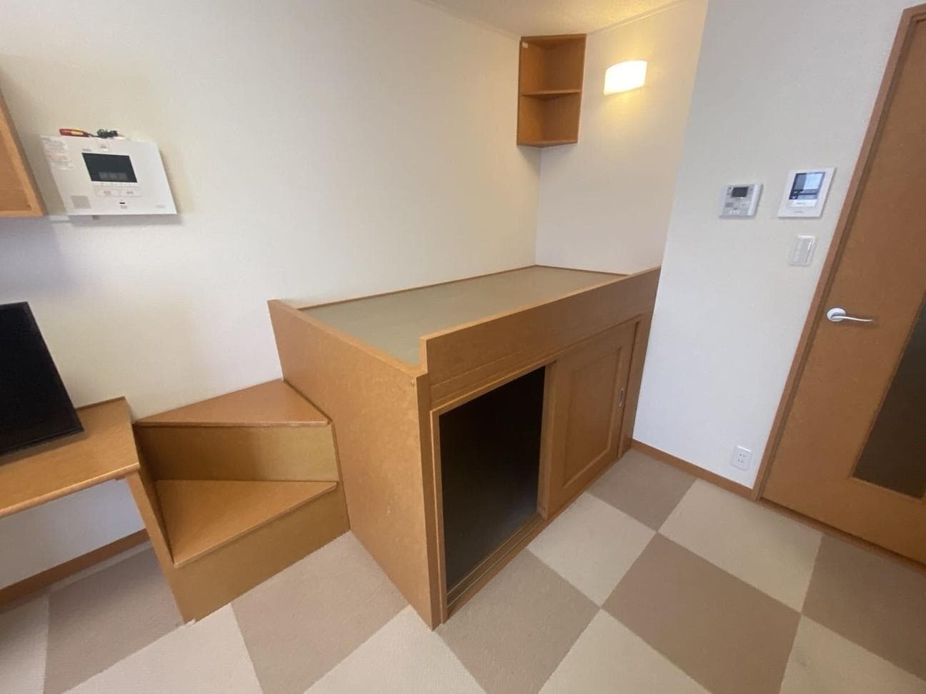 Room image 10