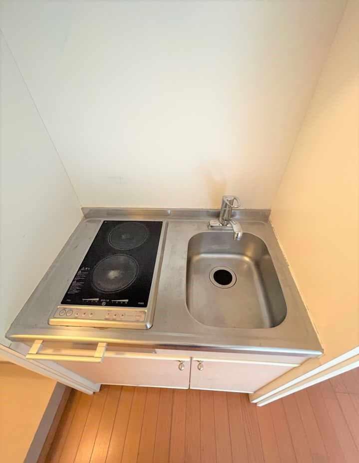 Room image 8