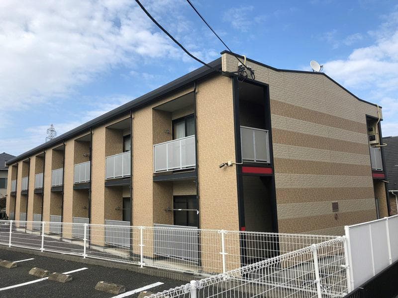 Main exterior of leopalace Toyoura