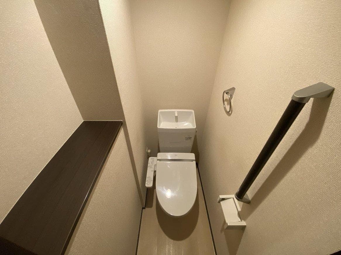 Room image 9