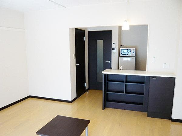 Preview interior of LEONEXT Wing Katayama