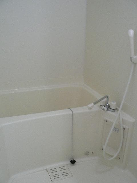 Room image 11