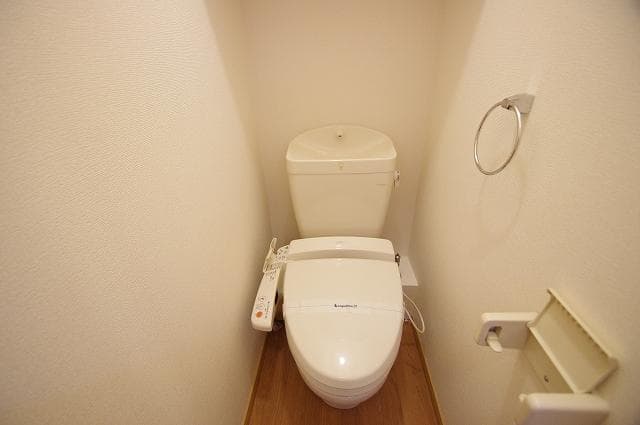 Room image 9