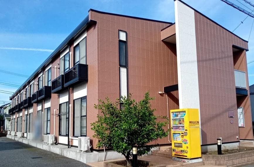 Main exterior of leopalace Sunshine Sayamadai