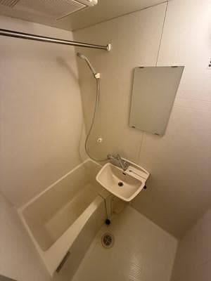 Room image 16