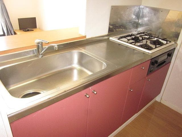 Room image 13