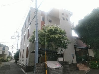 Main exterior of LEONEXT Dwell Fujisawa