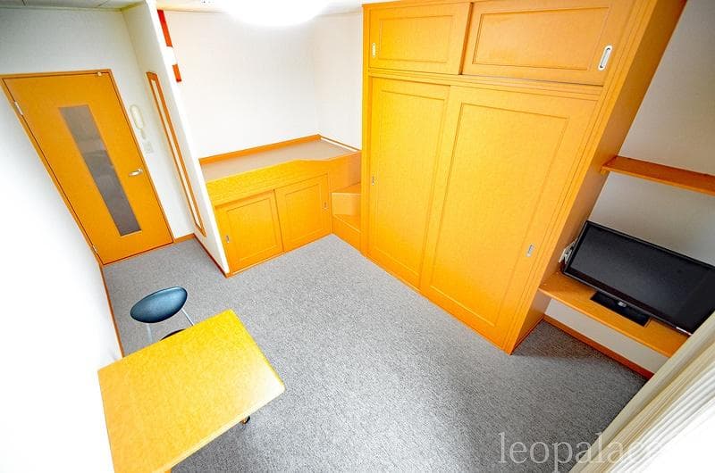 Room image 12