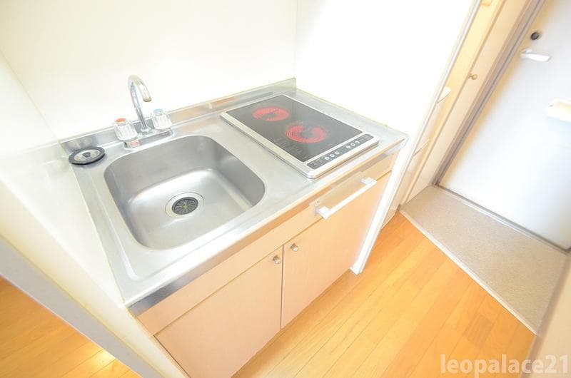 Room image 11