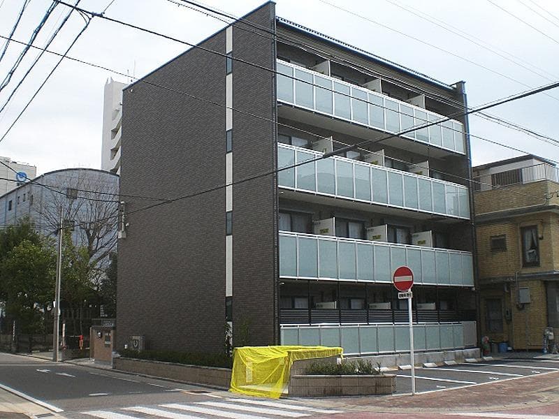 Main exterior of LEONEXT Elise