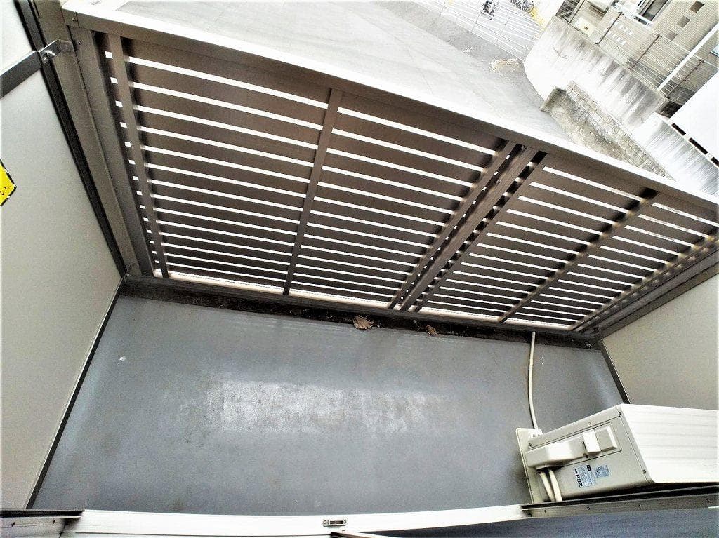 Room image 13