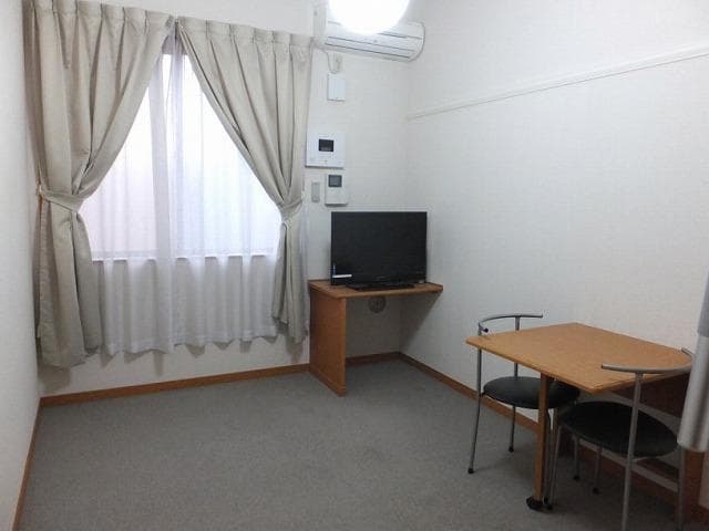 Preview interior of leopalace TOUGH