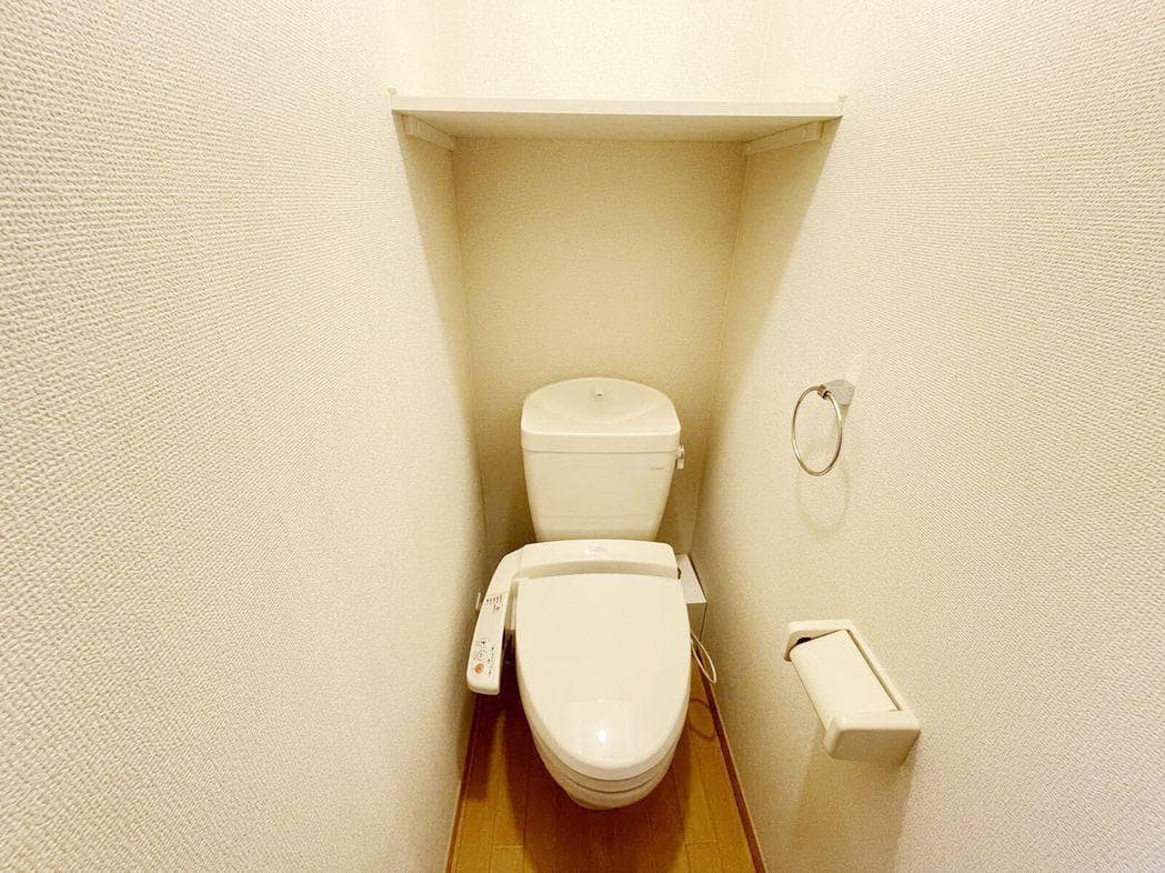 Room image 9