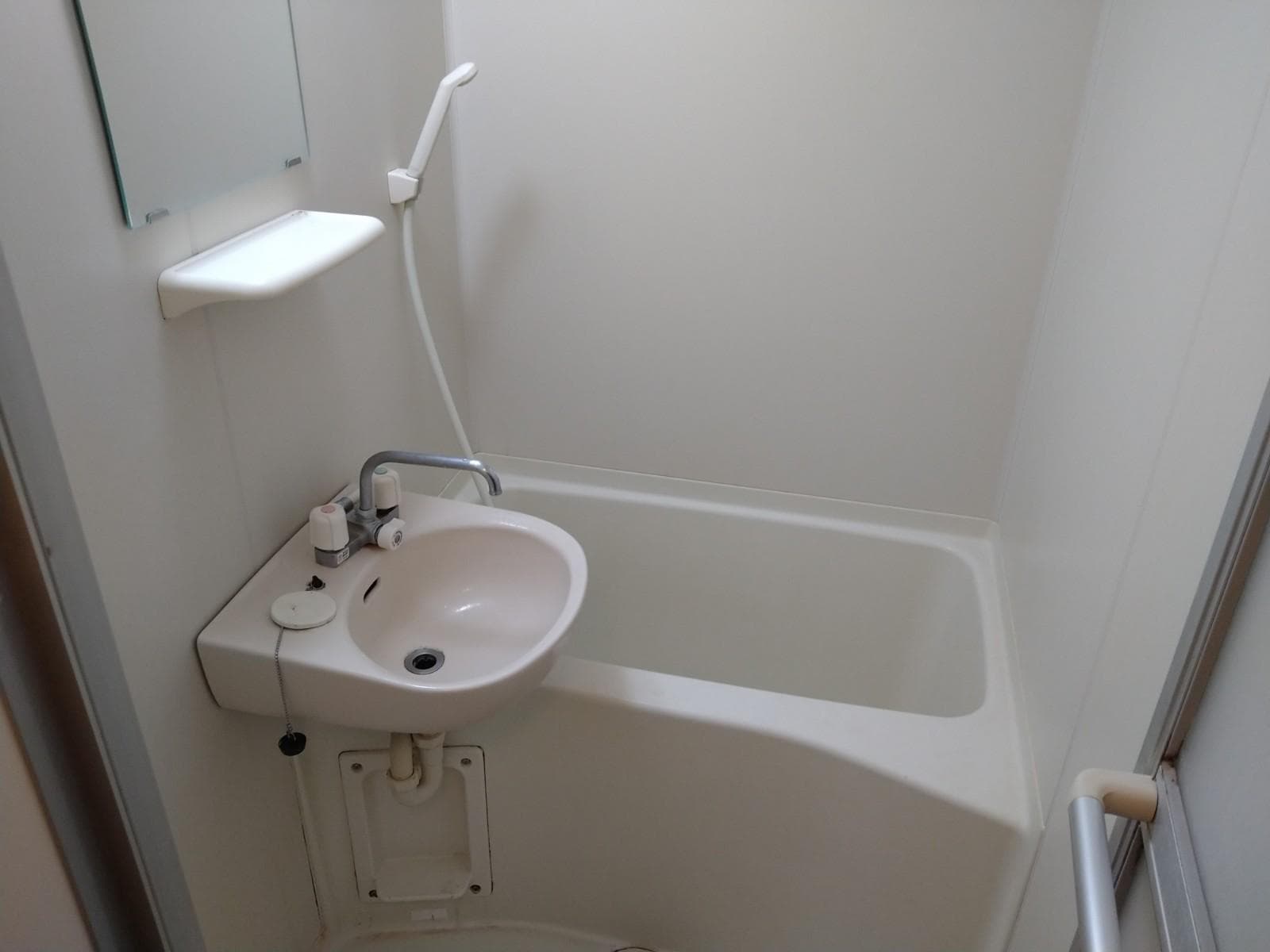 Room image 8