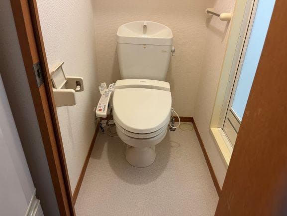 Room image 9