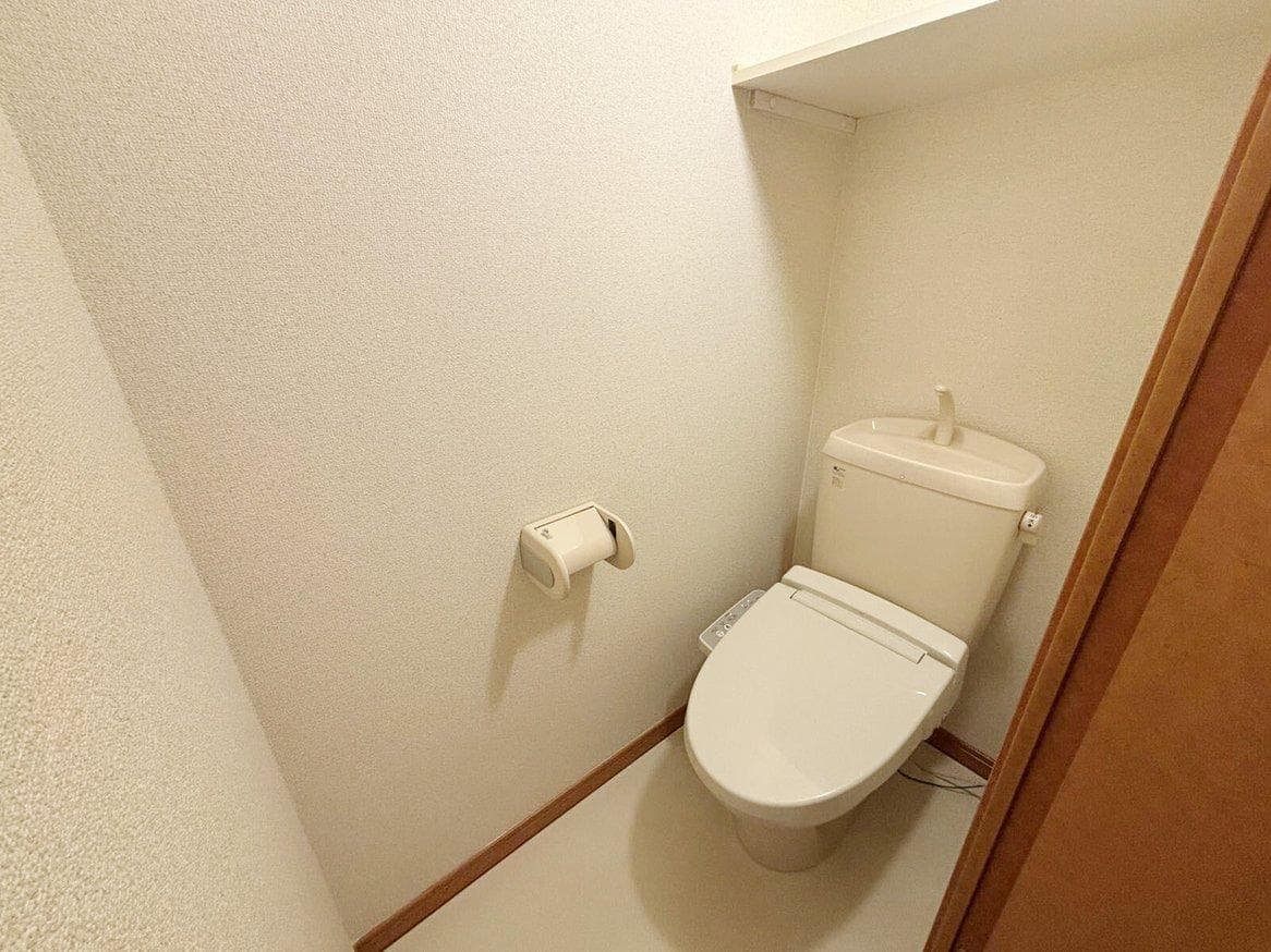 Room image 9