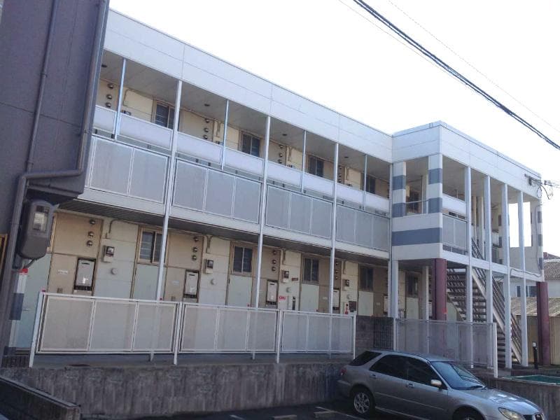 Main exterior of leopalace Takaai
