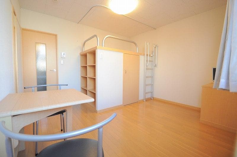 Preview interior of LEONEXT Hayashi no Machi II