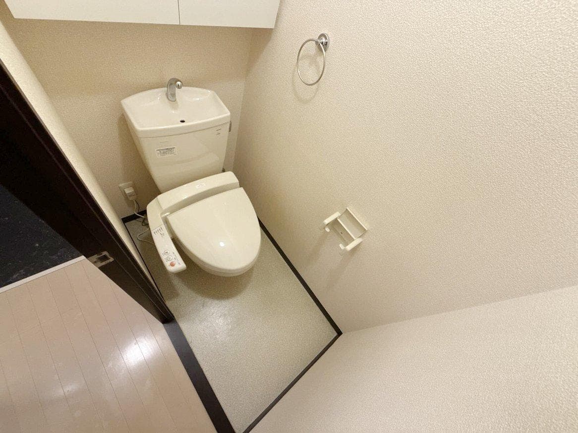Room image 9