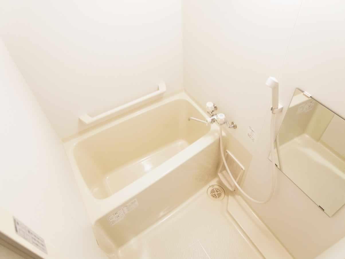 Room image 11