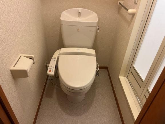 Room image 9