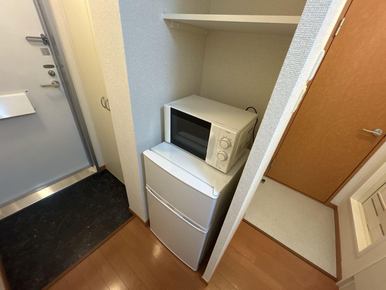 Room image 12