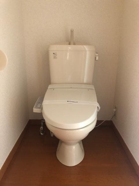 Room image 11
