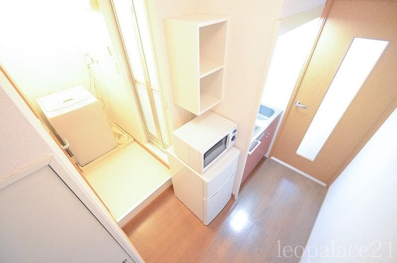 Room image 11