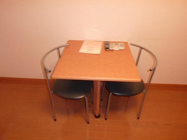 Room image 10