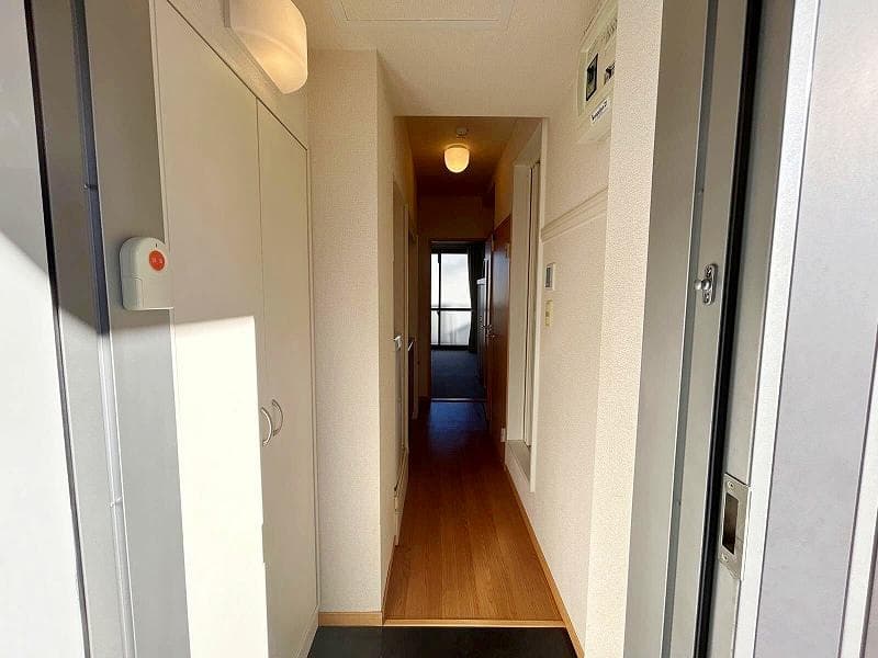 Room image 14