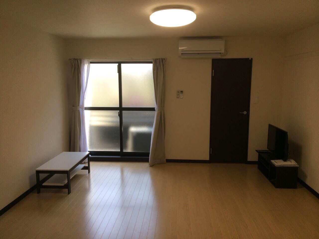 Room image 12