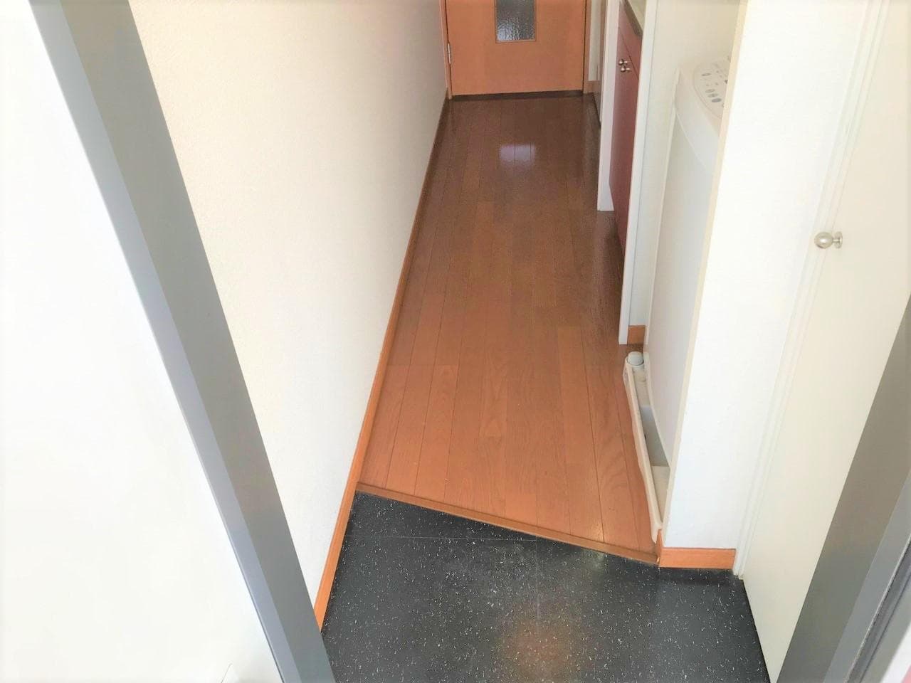 Room image 12