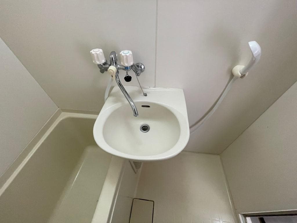 Room image 11