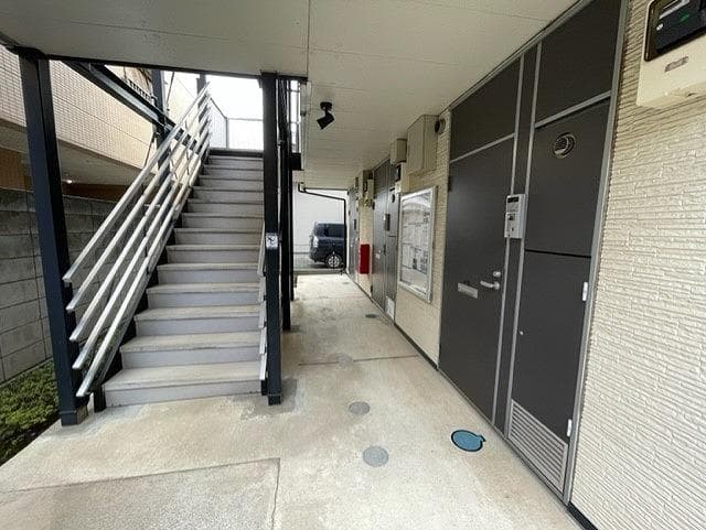 Room image 14