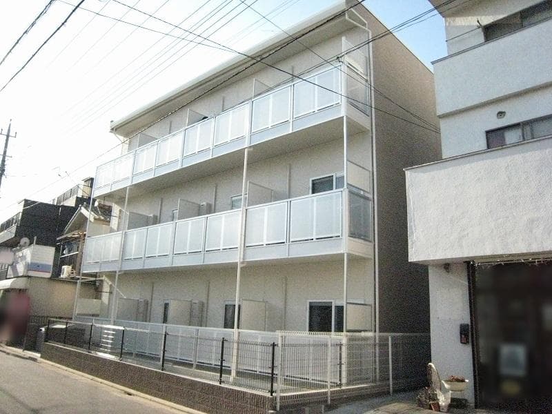 Main exterior of leopalace Suzu