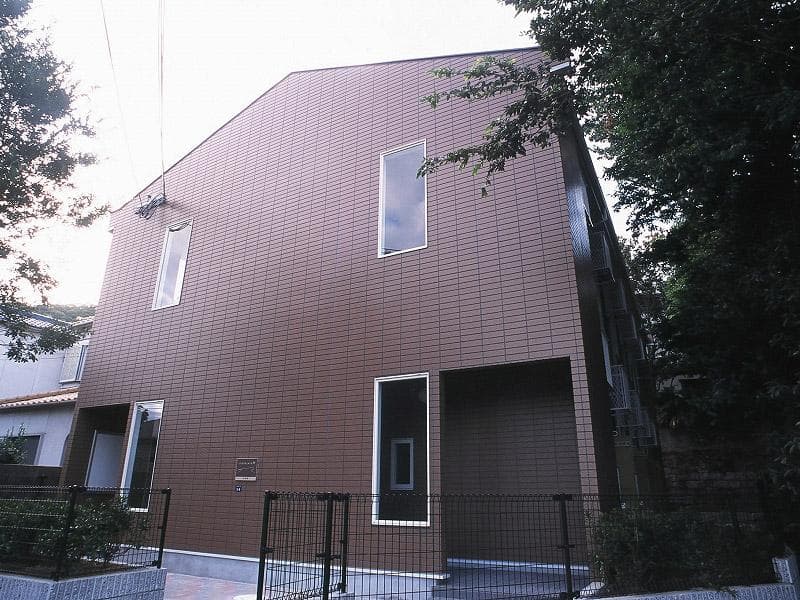 Main exterior of leopalace Kitanozaka