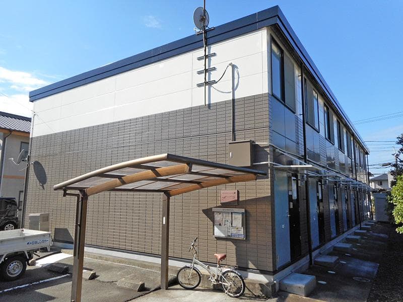Main exterior of leopalace Ho