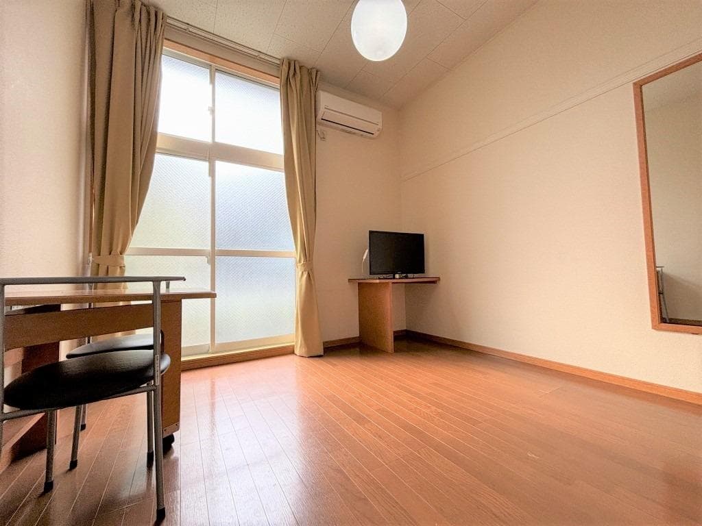 Preview interior of leopalace Takashimacho
