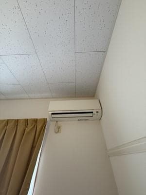 Room image 16